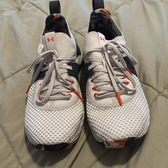 Under Armour shoes - Picture 2 of 3